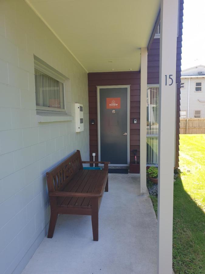 Oceans 15 Lägenhet Whitianga Exteriör bild
